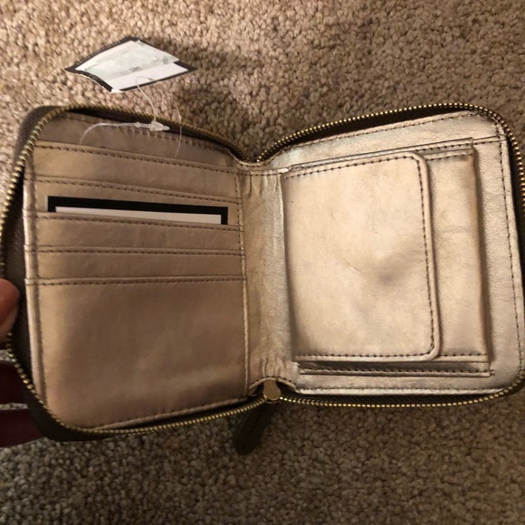 Small zip synthetic leather wallet, Olive color. - Picture 5 of 7